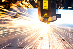 BINDER Fördertechnik: Exakte Fertigung mittels hochpräziser Lasertechnik.